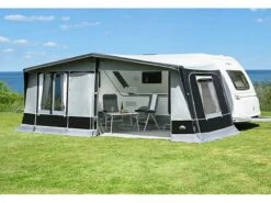 DWT Opblaasbare Caravanvoortent Prime Air 11 DWT Opblaasbare Caravanvoortent Prime Air -Tevelde 1 3 dwt opblaasbare caravanvoortent prime air voorwand half open primeair