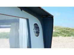 Isabella Caravanvoortent Capri Coast 250 8 Isabella Caravanvoortent Capri Coast 250 -Tevelde 2 2 isabella caravanvoortent capri north deur isacaprinorth