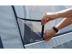 Isabella Opblaasvoortent Cirrus North Air 400 19 Isabella Opblaasvoortent Cirrus North Air 400 -Tevelde 2 5 isabella opblaasvoortent cirrus north air 400 ventilatie raam 1660040005