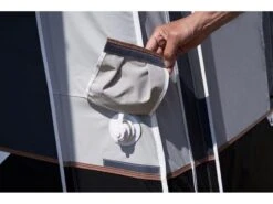 Ventura Opblaasvoortent Air Dove 400 11 Ventura Opblaasvoortent Air Dove 400 -Tevelde 4 4 ventura opblaasvoortent air dove 400 opblaaspunt 177114003