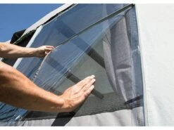 DWT Opblaasbare Caravanvoortent Scala Air 280 22 DWT Opblaasbare Caravanvoortent Scala Air 280 -Tevelde 4 8 dwt opblaasbare caravanvoortent scala air 280 zijwand ventilatie detail dwtscalaair280