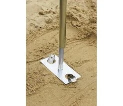 Bo-Camp Windschermharing 30 Cm 4 Stuks 9 Bo-Camp Windschermharing 30 Cm 4 Stuks -Tevelde bo camp windscherm haring met plaat 4 stuks 4163900 4